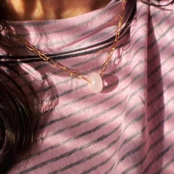 Pink quartz circle gold short necklace - Picture 1 of 1